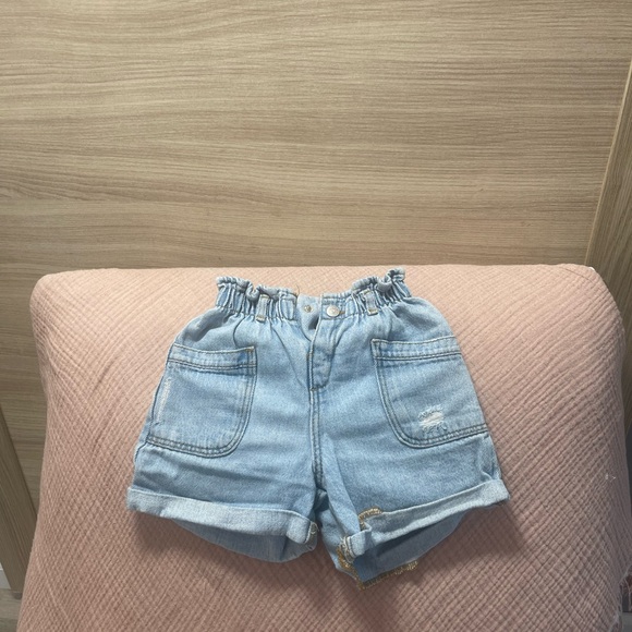 Zara Blue Denim Shorts Casual Cut-Off Style - Picture 1 of 2